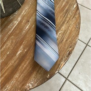 Beau Brummell polyester tie.